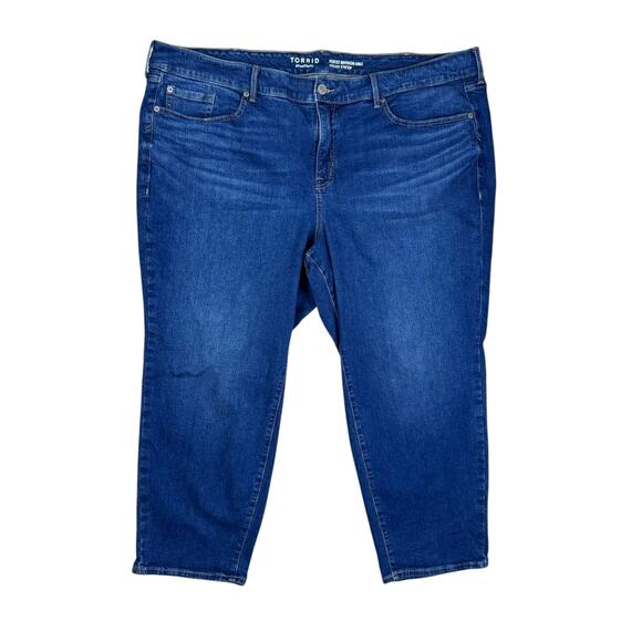 Torrid SHORT Perfect Boyfriend Mid Rise Medium Wash Ankle Stretch Denim Jeans - Picture 1 of 12
